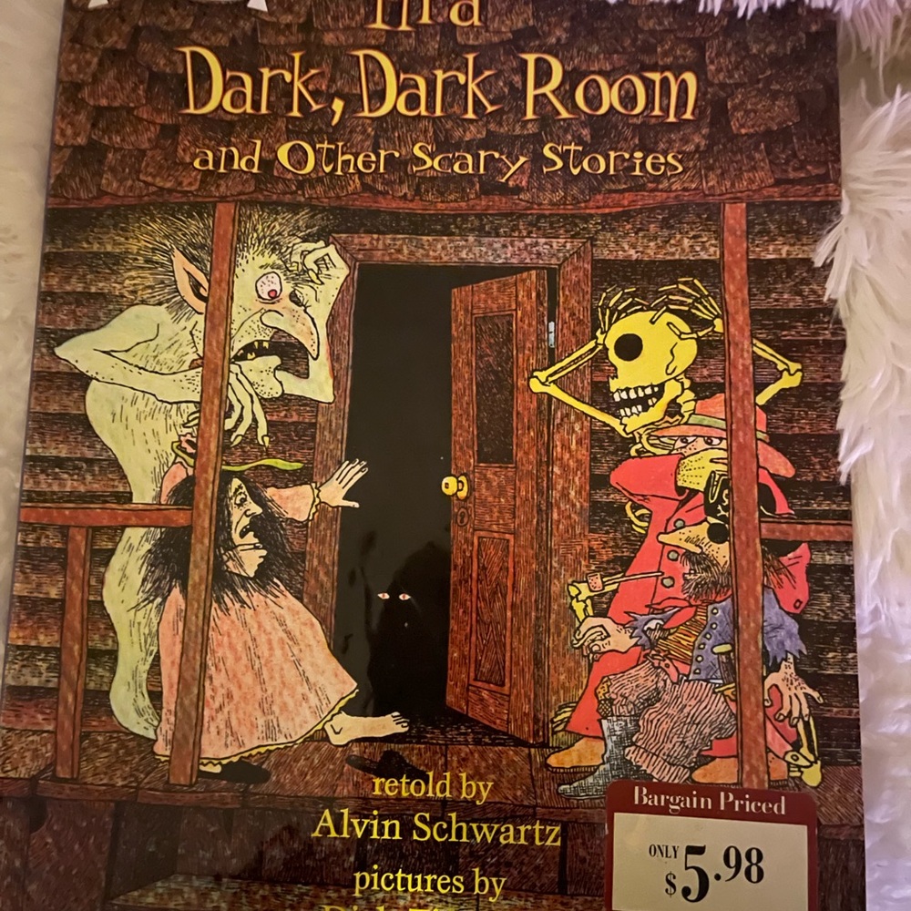 Book bundle - Picture 9 of 9